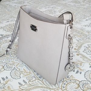 Michael Kors Jet Set large messenge / crossbody